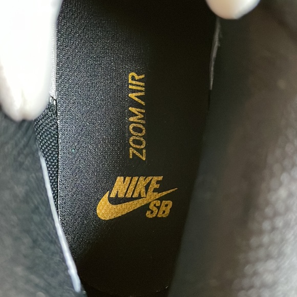 Sick and NEW Nike SB zoom air - Picture 4 of 5